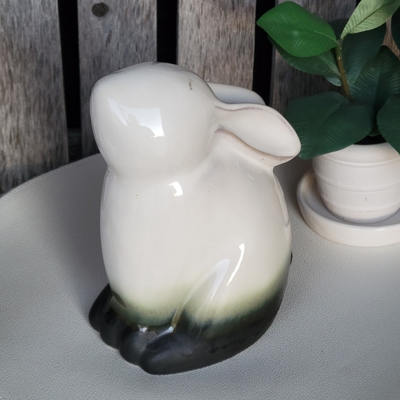 PIER 1 Ceramic Bunny Figurine in White and Black - Picture 2 of 12